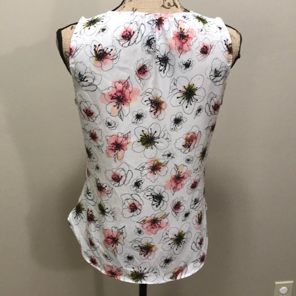 {Ann Taylor} Floral Sleeveless Top - Picture 4 of 6